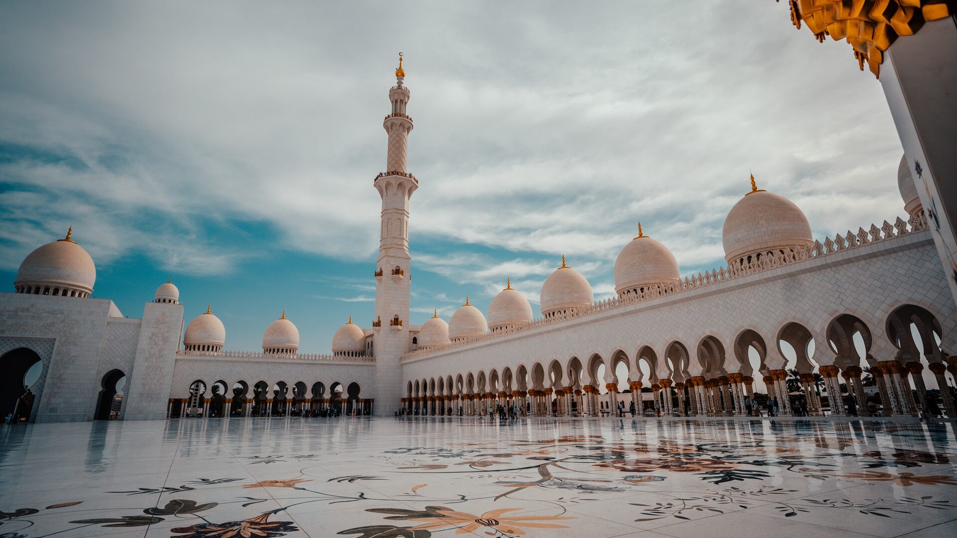 ABU DHABI Grand Mosque or Sheikh Zayed Grand Mosque